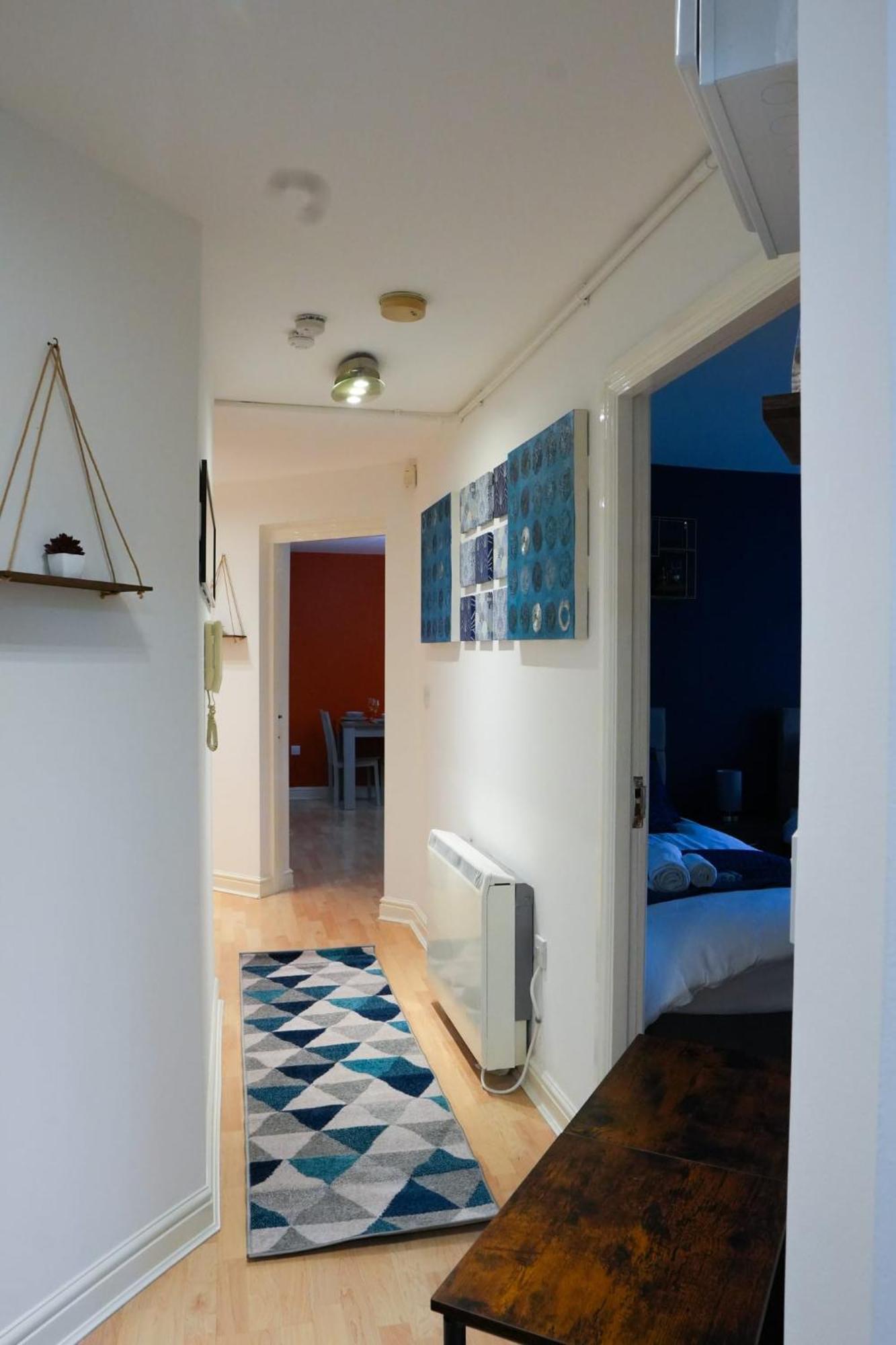 Whole 2-Bed Apartment - Contractors, Professionals, Ulez Free, Free Parking, B'Ham City 10Mins バーミンガム エクステリア 写真