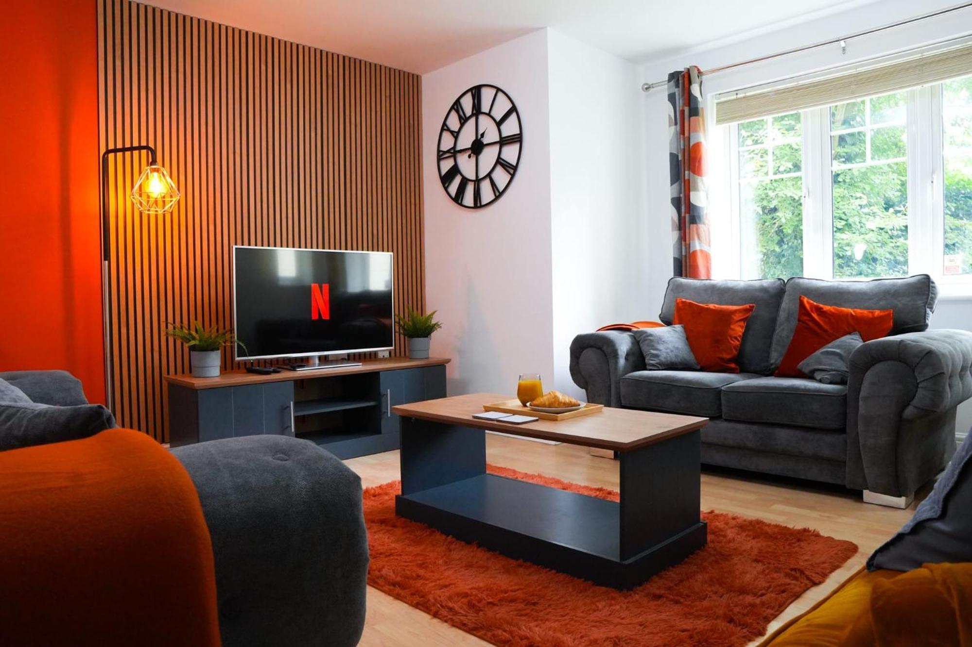 Whole 2-Bed Apartment - Contractors, Professionals, Ulez Free, Free Parking, B'Ham City 10Mins バーミンガム エクステリア 写真