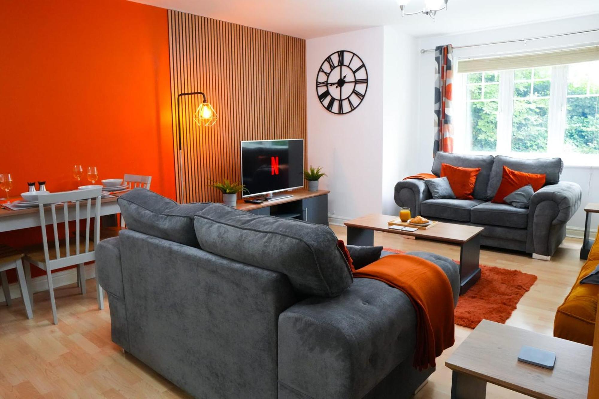 Whole 2-Bed Apartment - Contractors, Professionals, Ulez Free, Free Parking, B'Ham City 10Mins バーミンガム エクステリア 写真